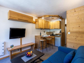 Studio Rond Point des Pistes - Val Claret-13 by Interhome